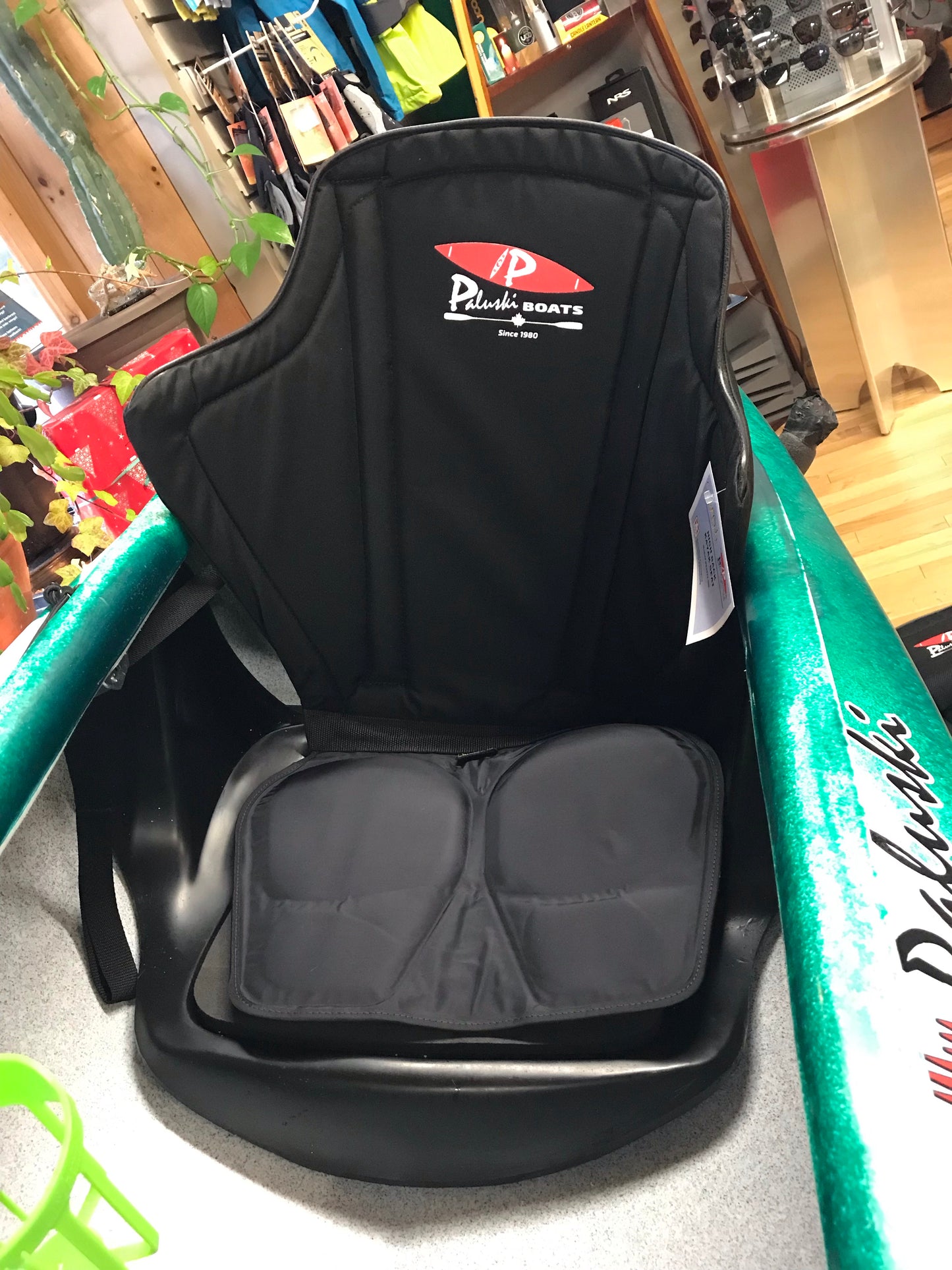 Paluski Logo High Back Kayak Seat | Skwoosh